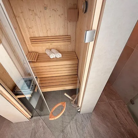Weitmar - Private Spa, Sauna&design-badewanne *