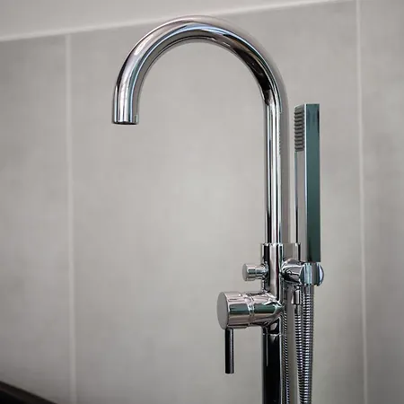 Weitmar - Private Spa, Sauna&design-badewanne * Bochum